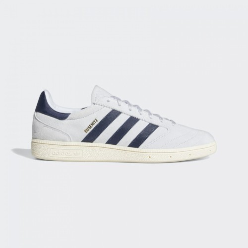 adidas Busenitz Vintage Halo Blue Crew Navy Chalk White Legendary Copa Mundial football boots revamped for skateboarding. They re made in collaboration with Dennis Busenitz and they feature signature ...